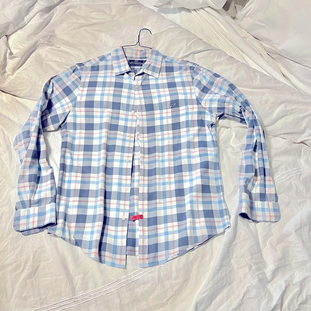 Vineyard vines